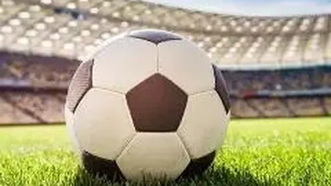 圣保罗队官宣：巴塞罗那签下19岁新星迈亚，首付款达百万欧元