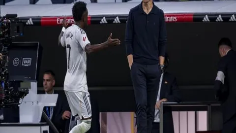 新华社：北京孩子与西藏儿童三亚欢舞